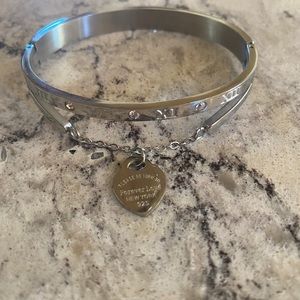 Heart bracelet with CZ